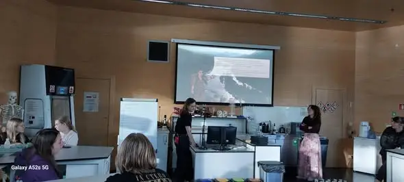 Klasy 6c i 6d z wizytą w Gdyni – nauka, historia i nadmorski spacer